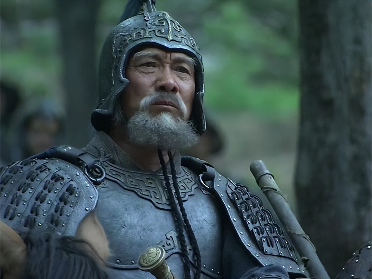 王者荣耀故事黄忠的一生,黄忠的人生经历告诉我们