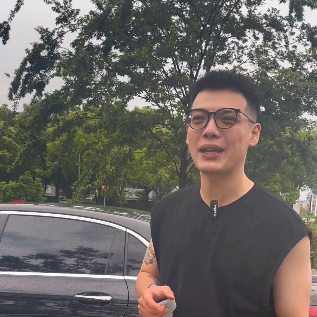 一个不会验车况的二手车搬运工,专注硬派越野的二手车搬运工