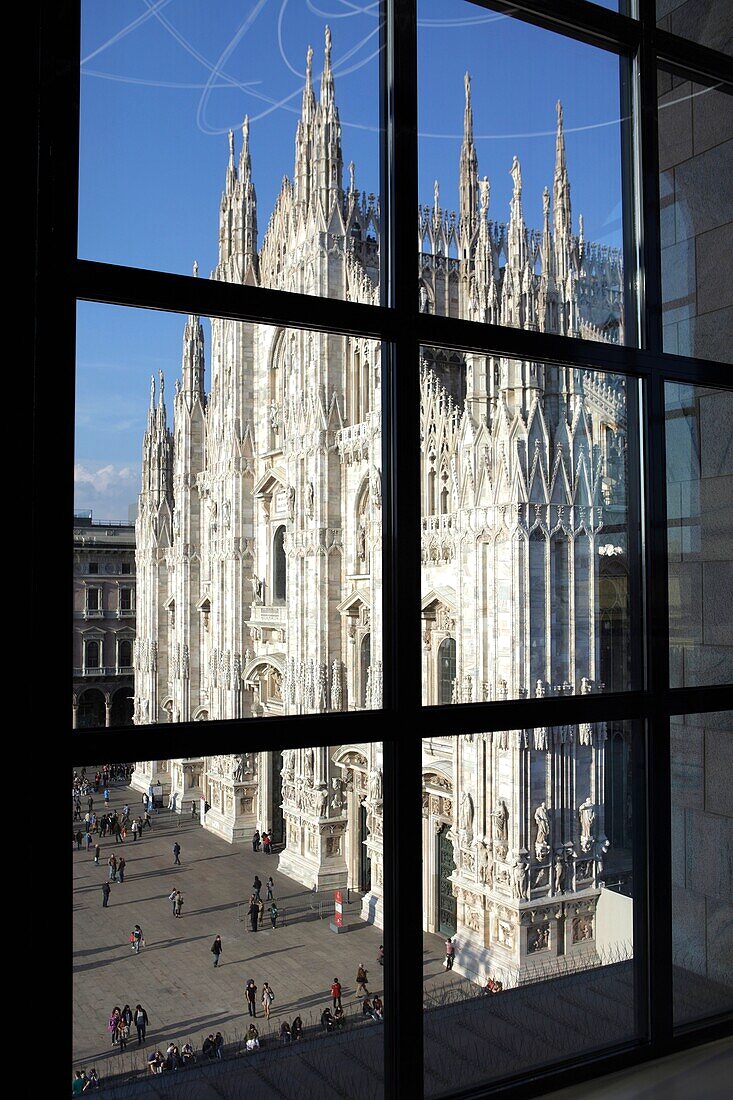 米兰时隔11年夺冠,意甲本赛季米兰