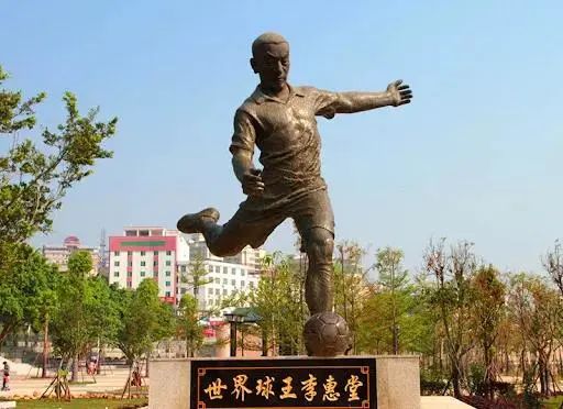 期待梅州客家冲超成功,梅州客家队冲超了对梅州有发展吗