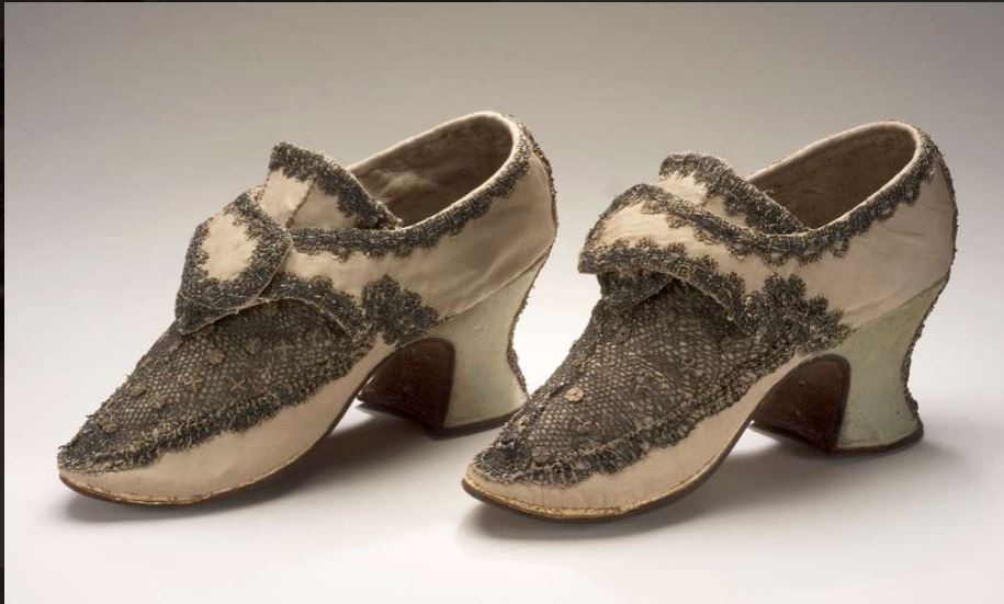 脚大怎么办如何变小,女生脚太大怎么才能变小