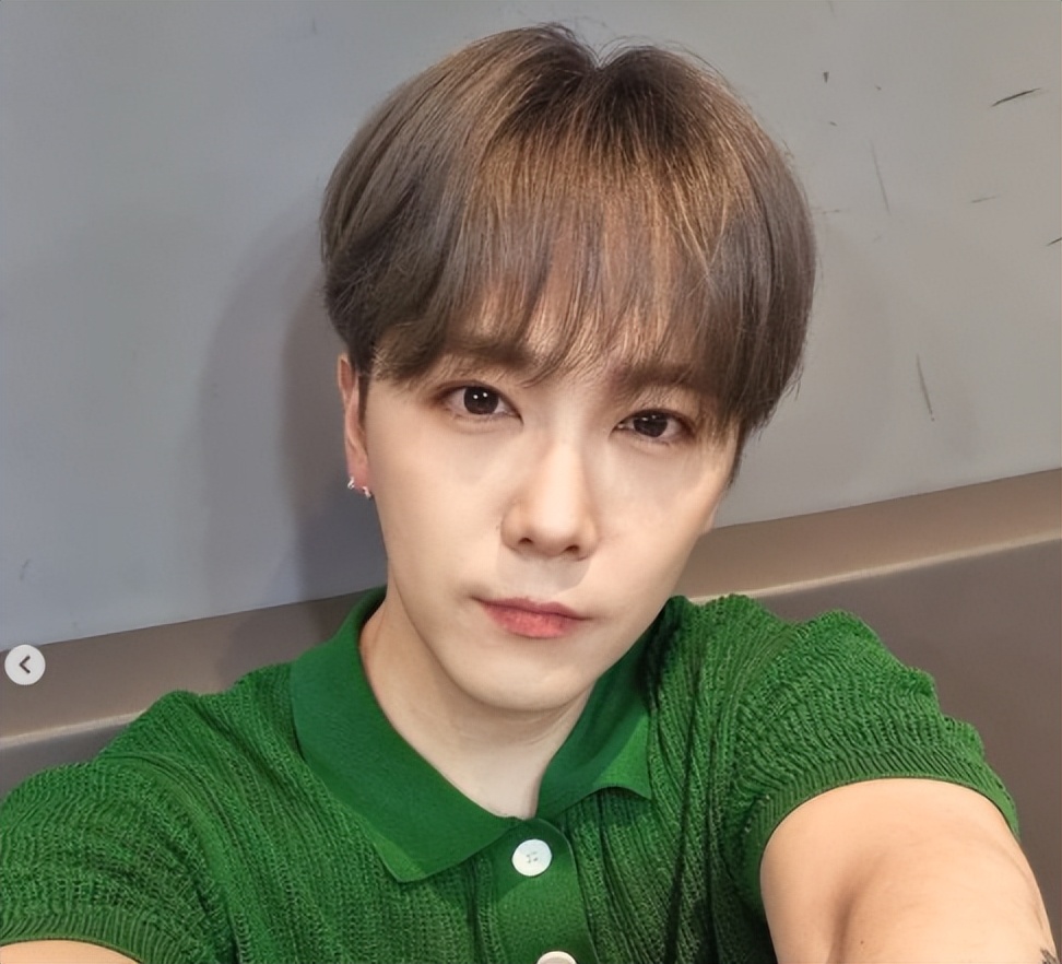 朴志训明星,韩国男爱豆神仙颜值朴志训