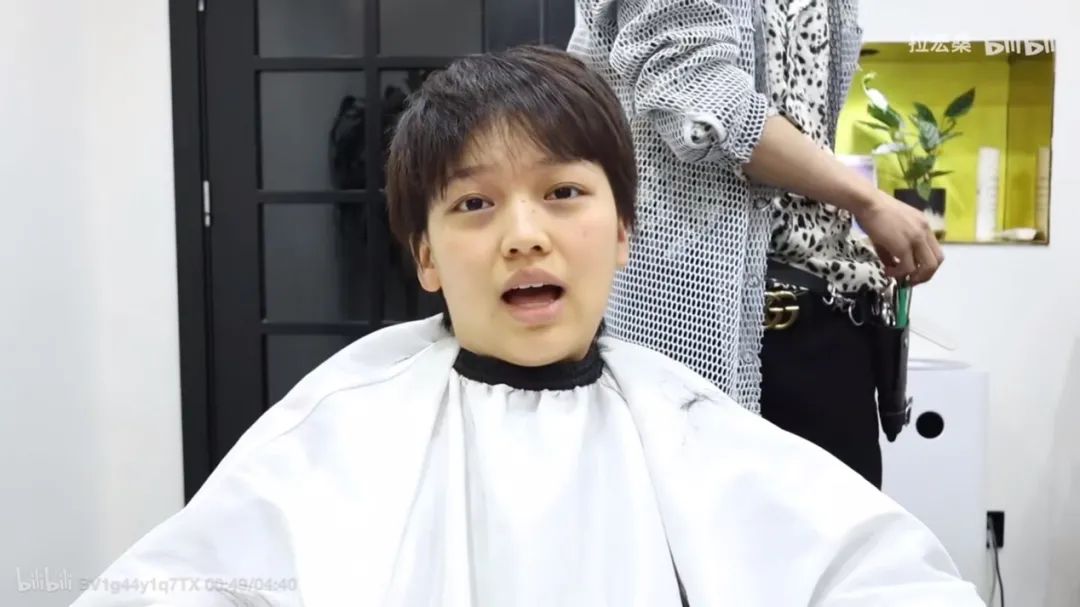 花200块钱烫的头,花二百块钱烫头