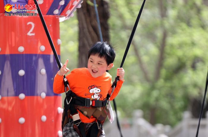 公园购物街区,公园门店网红打卡