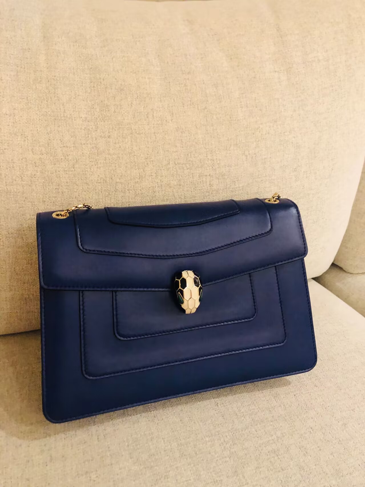 踩雷名牌包 (踩雷包)