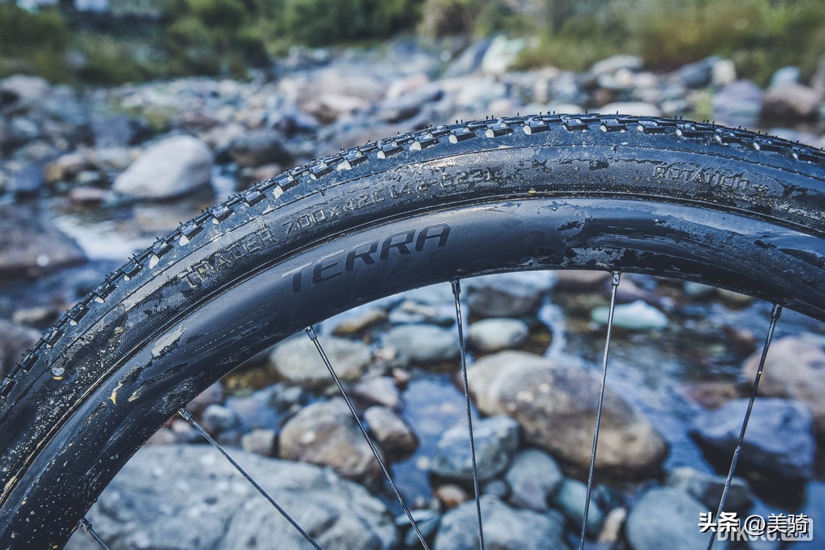 闪电公路车diverge测评,全地形diverge公路车评测