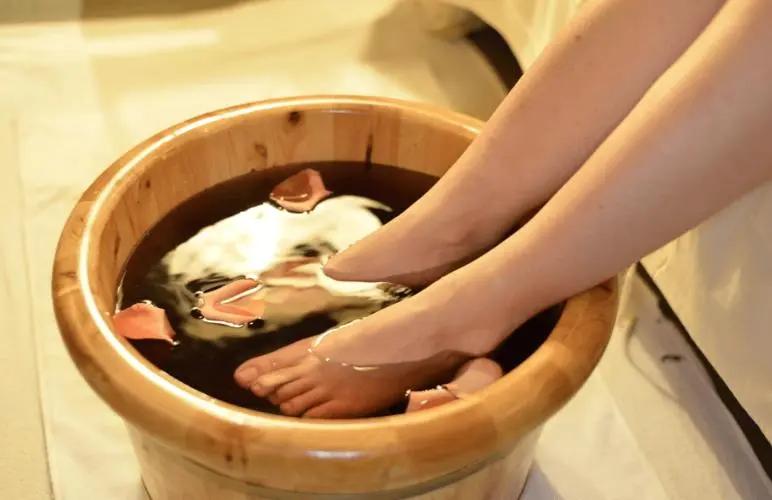 年轻人也可以每天坚持走路锻炼,长期坚持走路对身体有什么好处