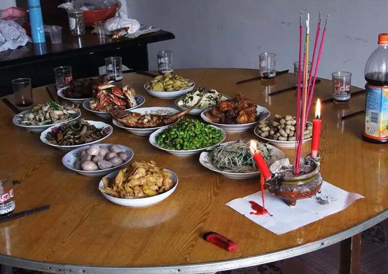 俗话说一辈子吃不上四个菜啥意思,民间俗语吃不上四个菜是什么意思