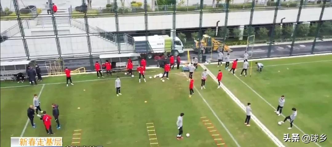 健儿逐梦绿茵场！梅州足球迎春向未来