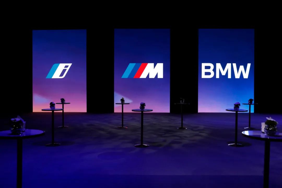 宝马阿尔宾娜1000多万,奔驰有巴博斯宝马有阿尔宾娜