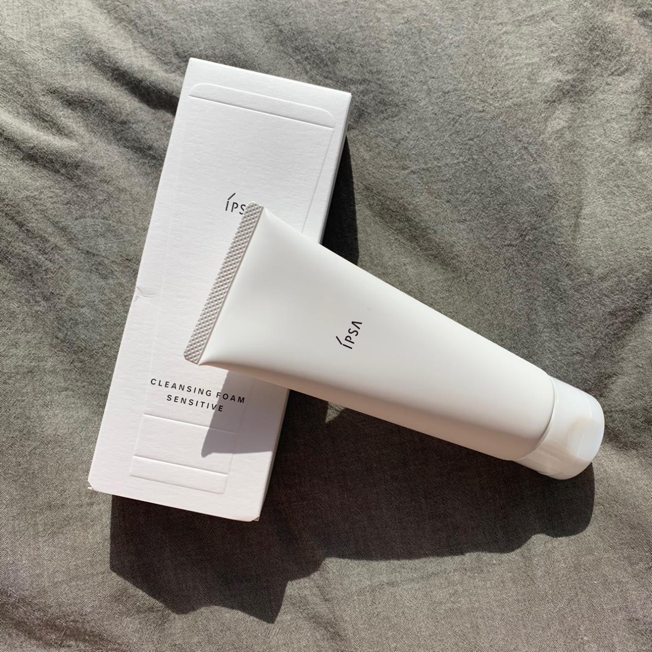 油性皮肤男士洗面奶 (男士油皮哪一款洗面奶好用)