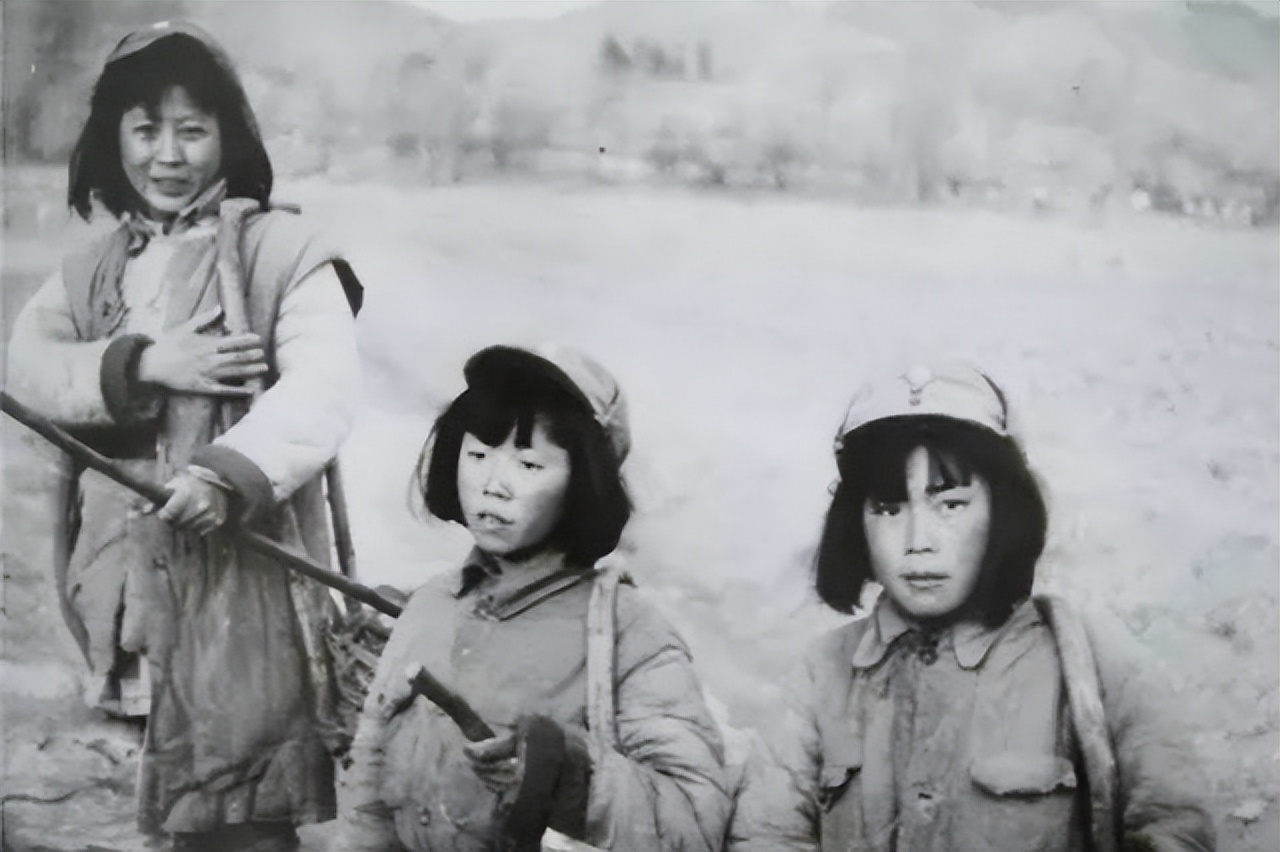 “巾帼女英雄”刘桂贞：肠子流出2寸坚持战斗，被授予上尉军衔！