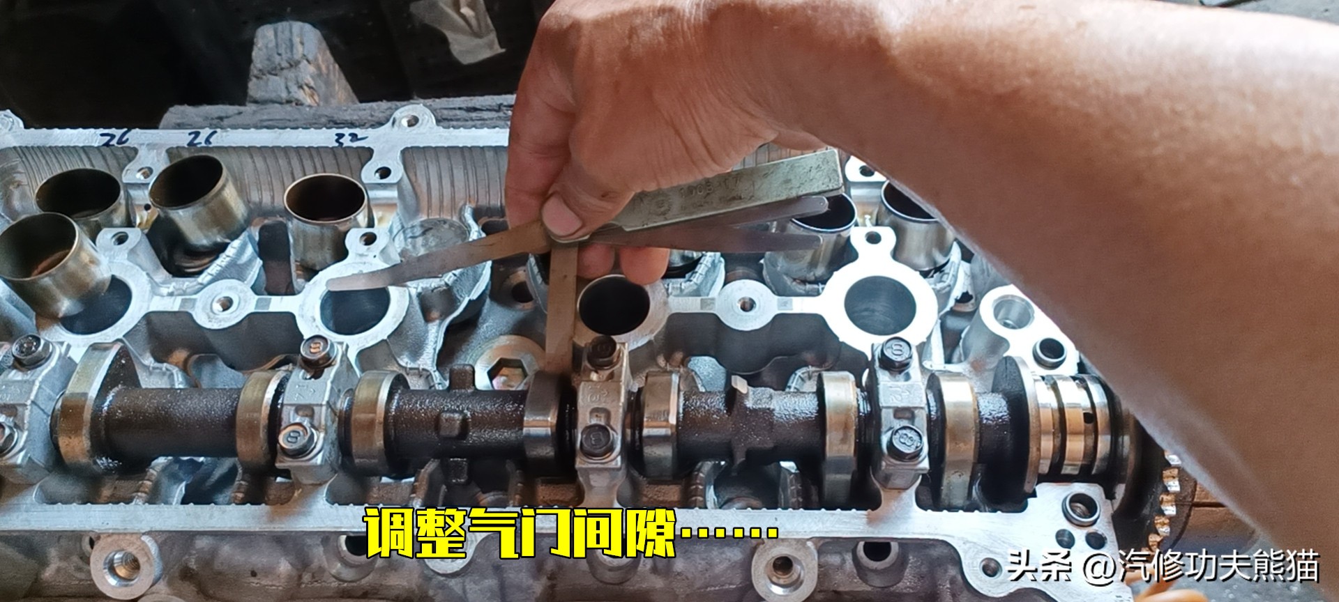 凯美瑞路上趴窝,一车传三代的丰田