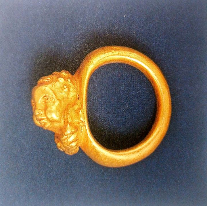 鍙や汉濠氭垝,鍙ゅ笇鑵婄殑鐖辨儏绁炶瘽