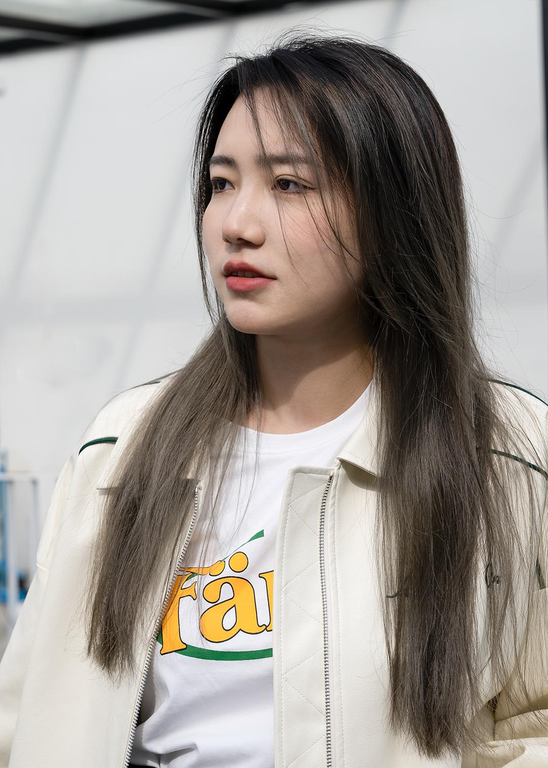 穿白t配什么发型好看,选对发型怎么穿都美炸天