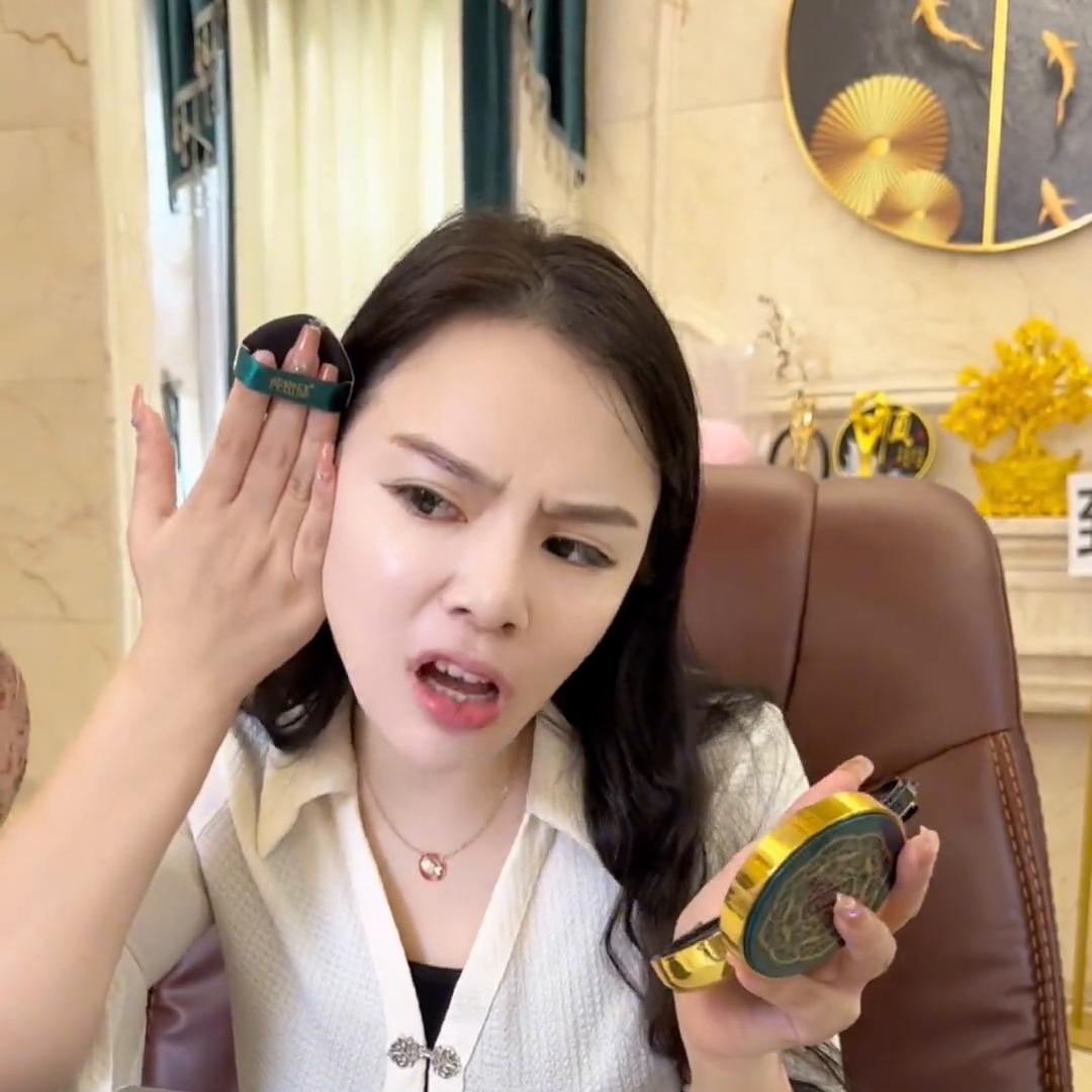 隔离遮瑕粉底三合一气垫,既有防晒又有隔离的气垫推荐