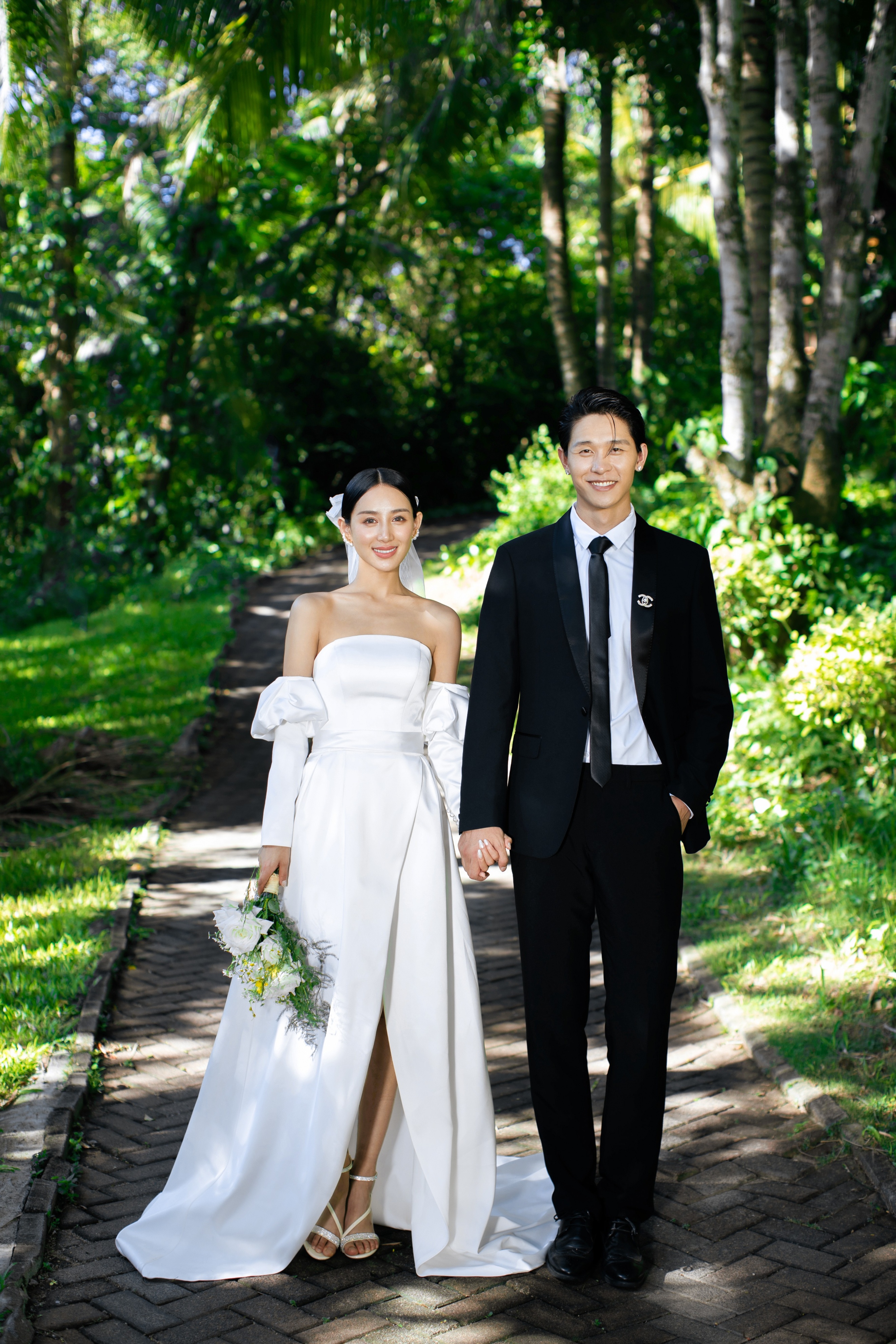 三亚和厦门哪里拍婚纱照好,厦门拍婚纱照几月份拍最好