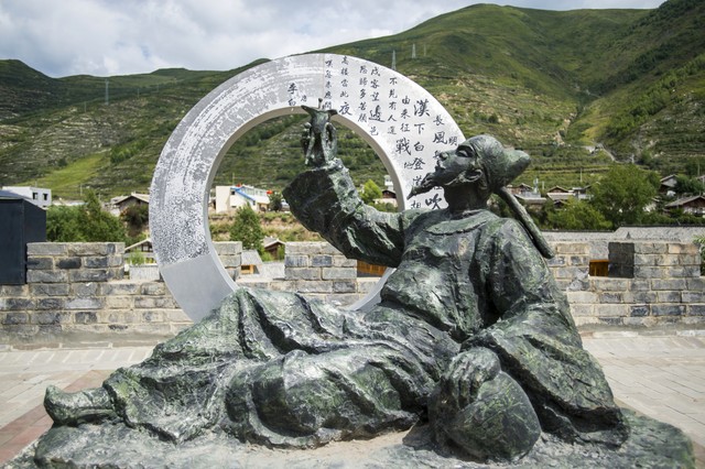 李白唐代浪漫主义诗人诗仙,为什么李白是唐朝第一诗人