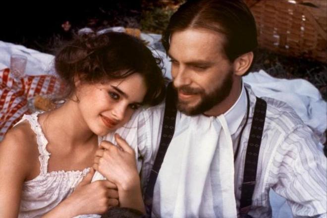 波姬·小丝：我10岁全裸出镜，20岁仍是完璧之身，往事已不堪回首