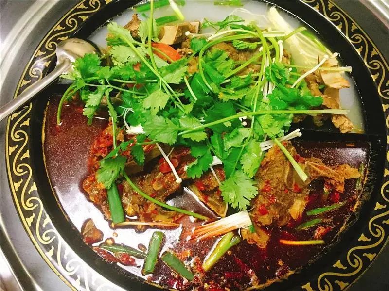 陕南旅游必备美食攻略,五一游吃什么食物