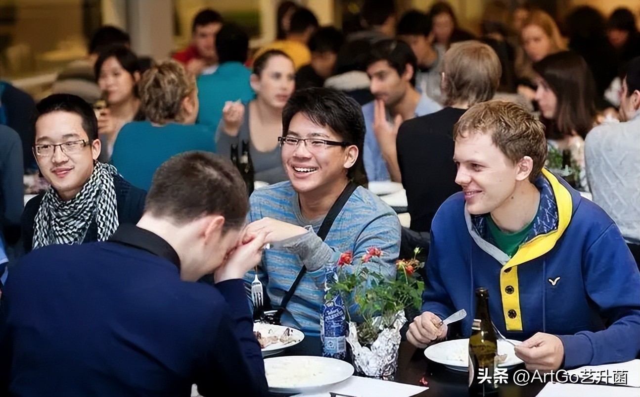 楂樹笁瀛︾敓鐢宠婢虫床鍚嶆牎,楂樹笁濡備綍鐢宠婢虫床鐣欏