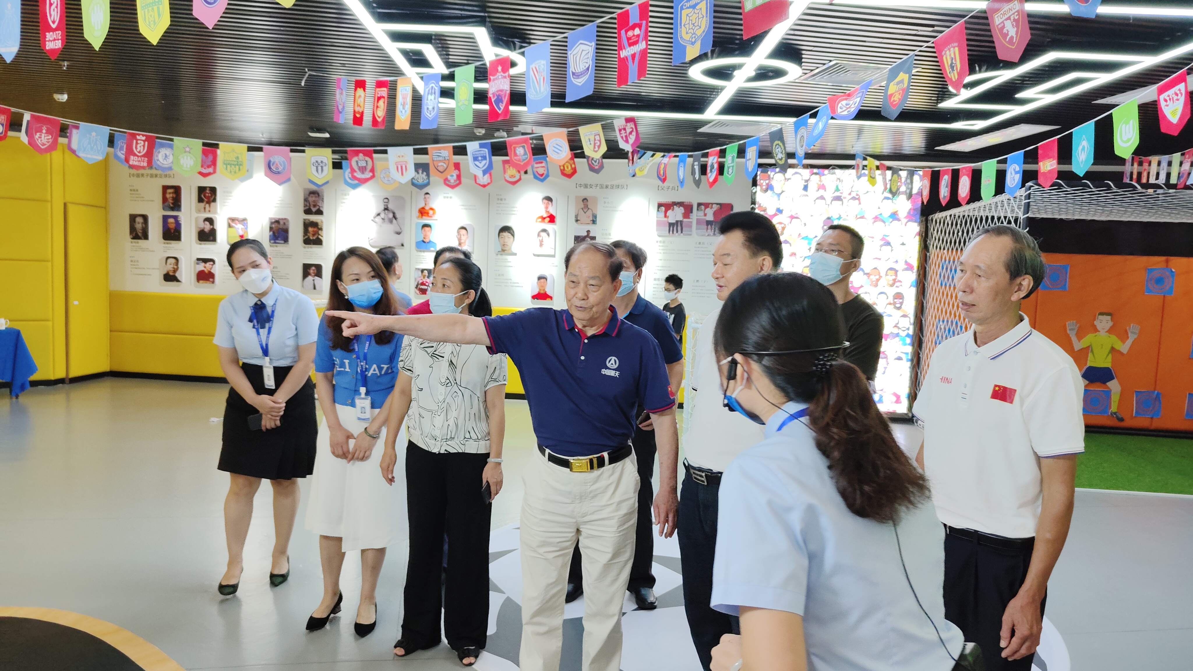 何质彬院士什么级别,何质彬院士进校园