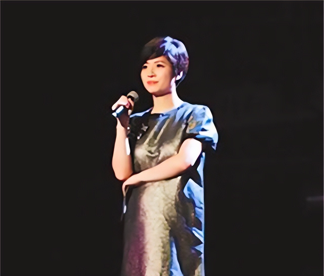 知名女主持人吉雪萍,主持人吉雪萍丈夫照片