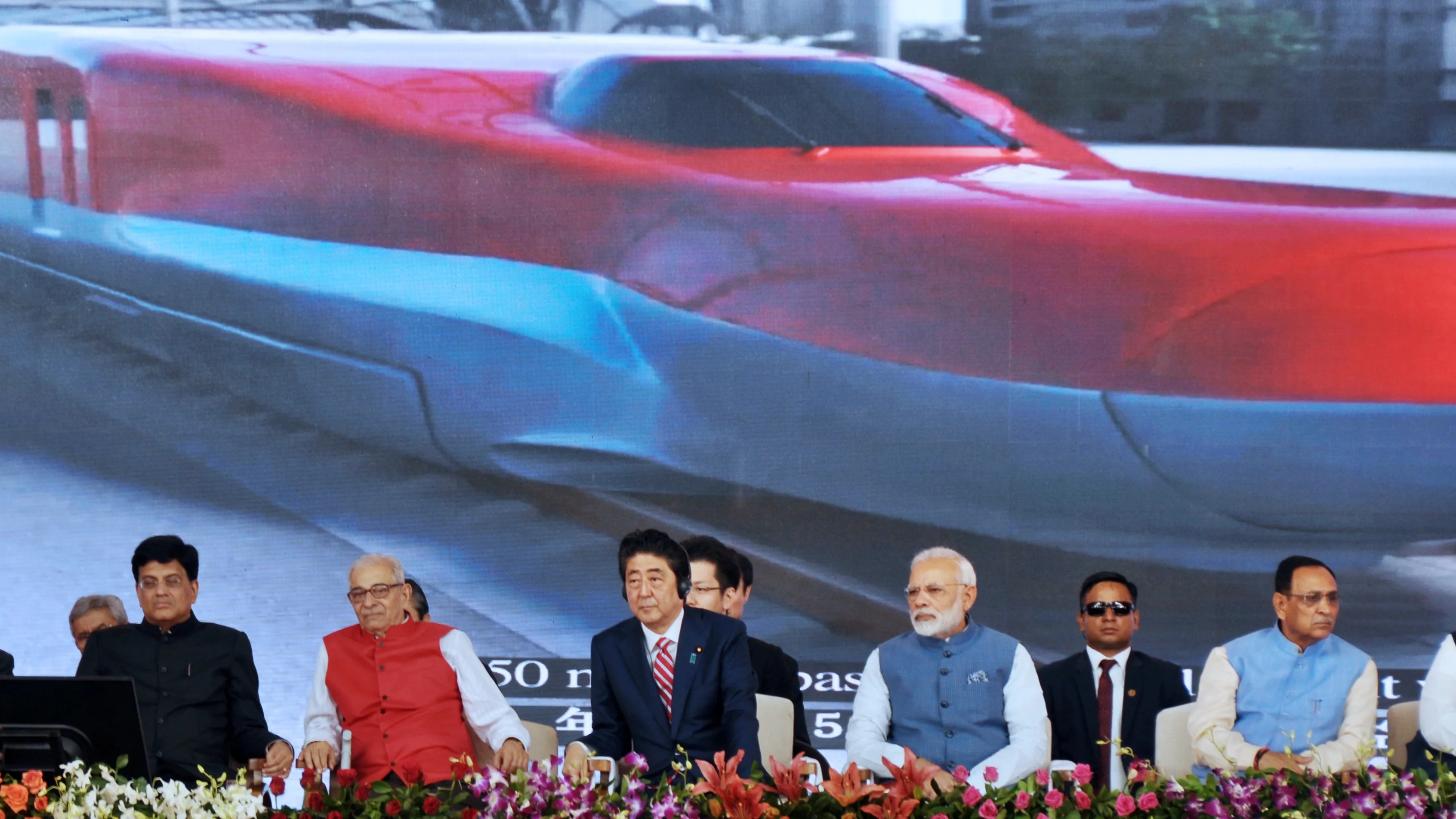 日本给印度修高铁修得咋样了,印度:六年动了10公里!还行!