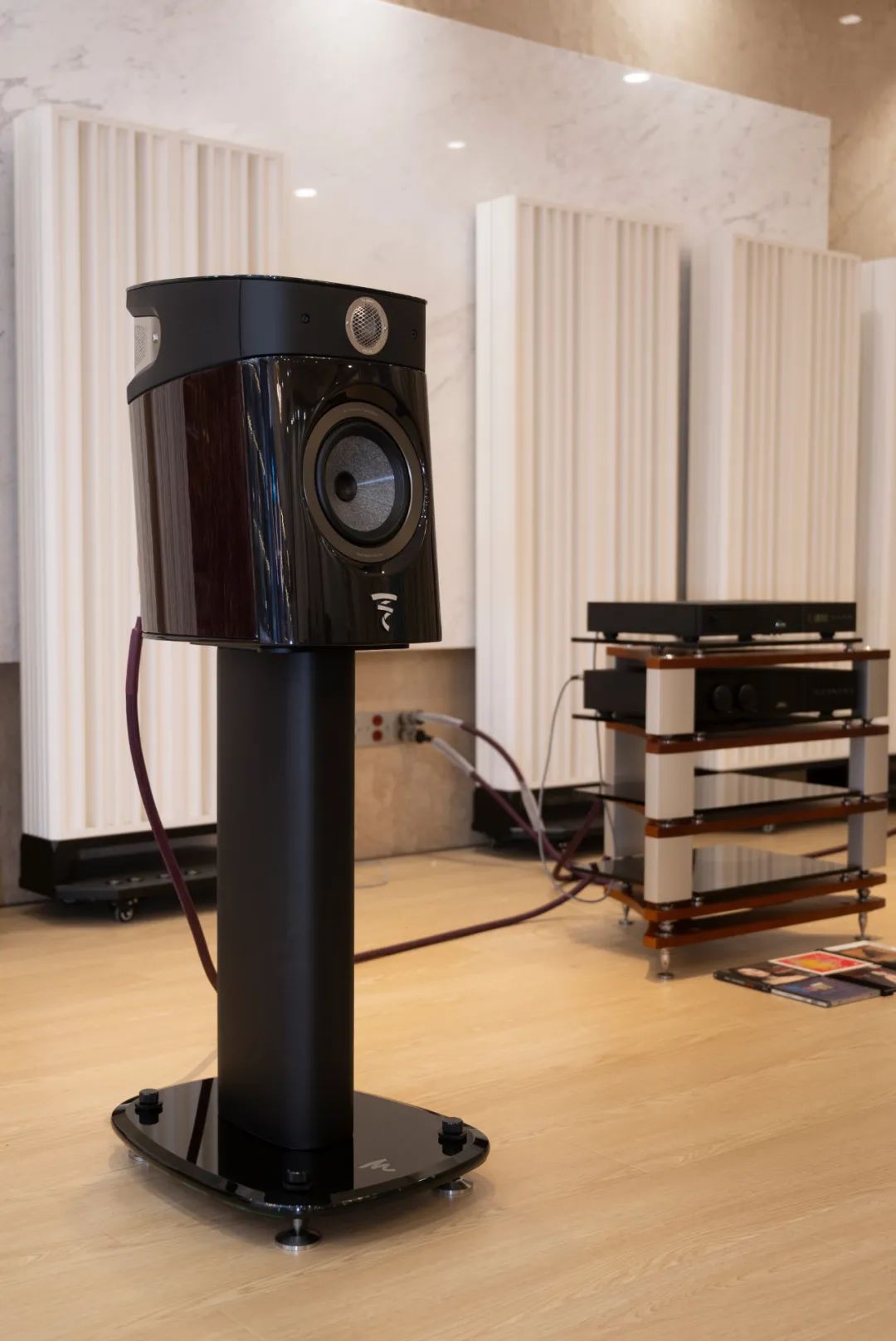 十余万元的准Hi-End级入门套装——首选Focal与Naim的黄金组合