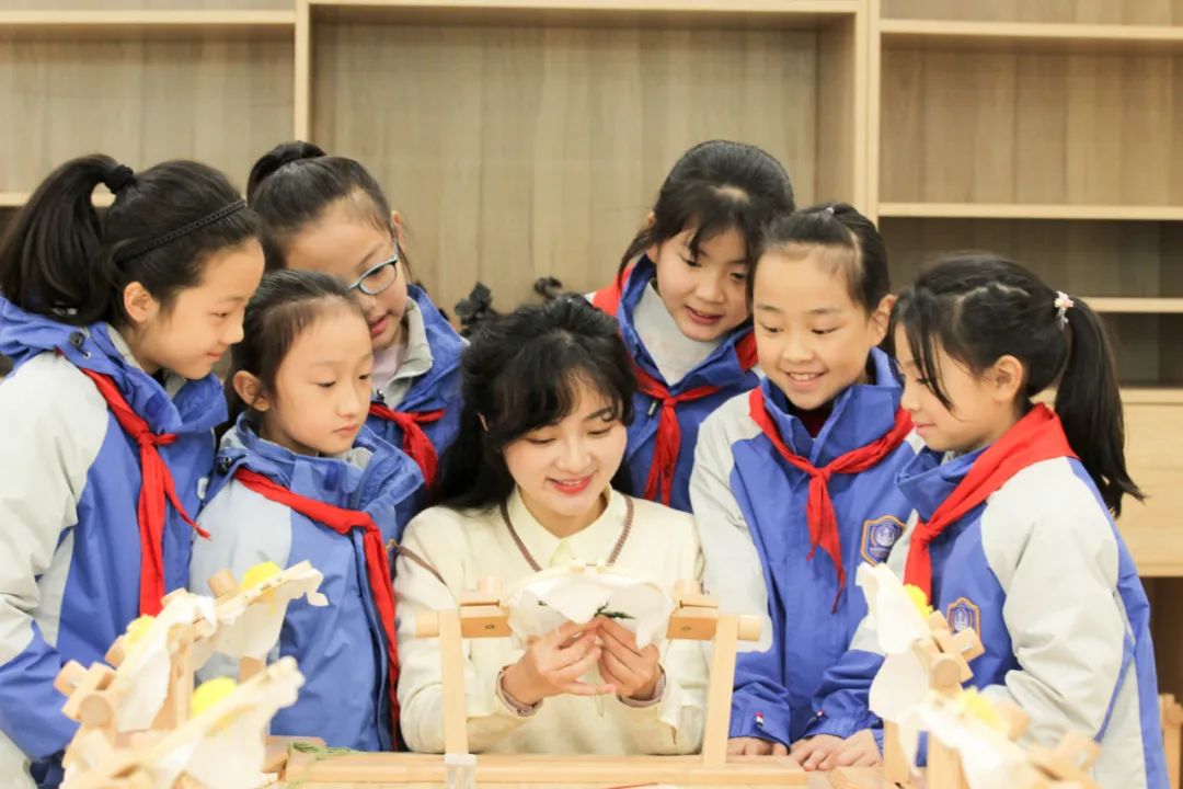 成都协同外语学校附属小学冬令营,成都协同外语学校附属小学怎么样