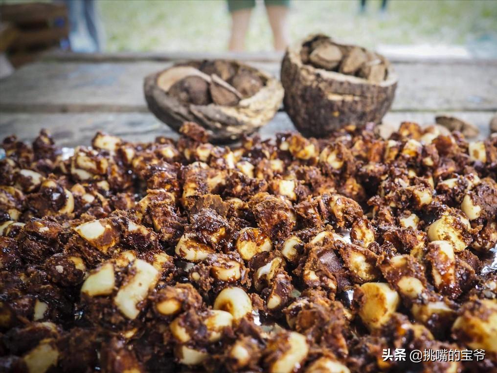 坐在赤道上，气候似云南的南美小国，数百种水果让人口水不断