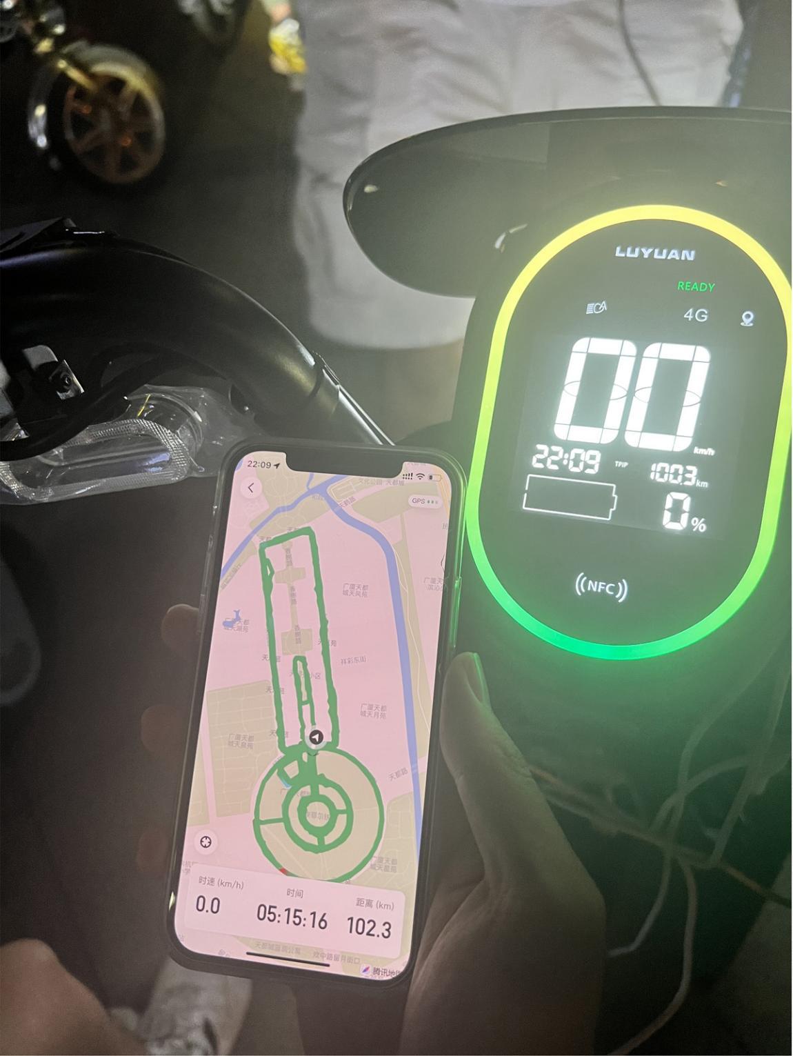 绿源液冷电动车inno9续航测评,绿源INNO9电动车