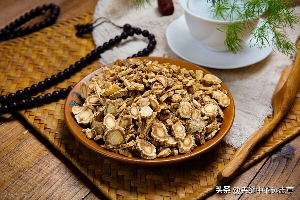 二阳咳嗽咳痰吃什么中成药,白痰和黄痰是火还是寒如何治疗