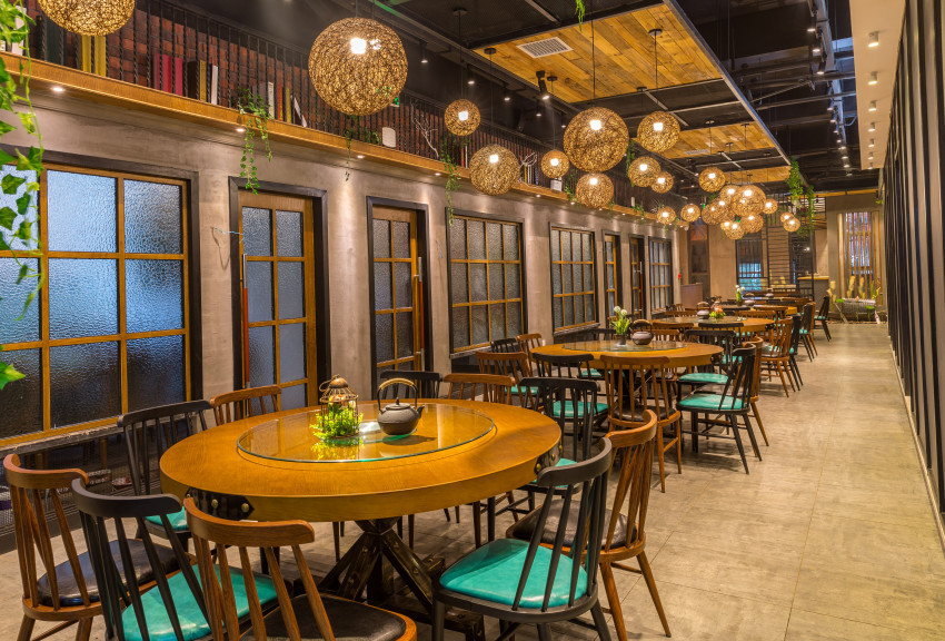 餐饮老板拍顾客违法,餐饮店曝光客户用餐视频违法