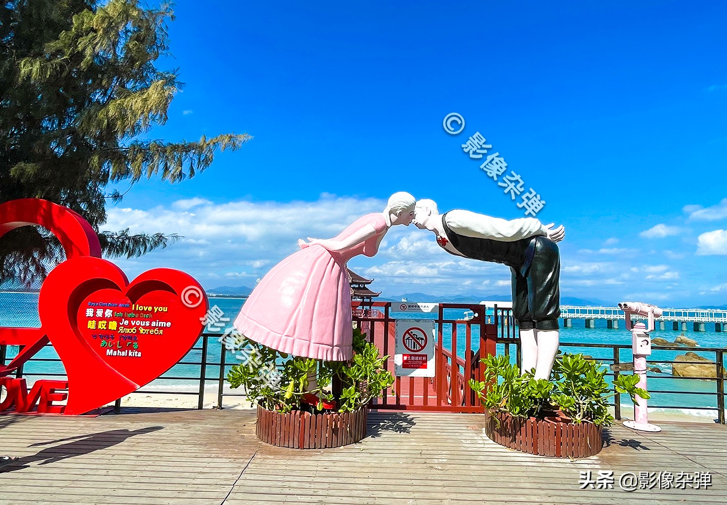 38亿开发的蜈支洲岛，被誉为“中国马尔代夫”，到处是泳装美女