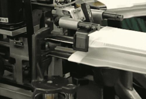 *袜丝**为什么没有缝?连裤*袜丝**又是怎么把两只*袜丝**拼接到一起的?