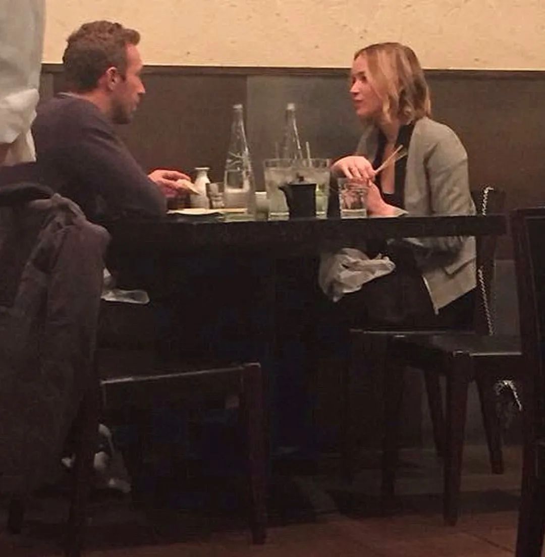 美成天花板、疯到没三观，卖“假货”骗晕2000W人？再帅都逃不过