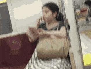 女朋友是不是平胸怎么验,被说平胸怎么安慰自己