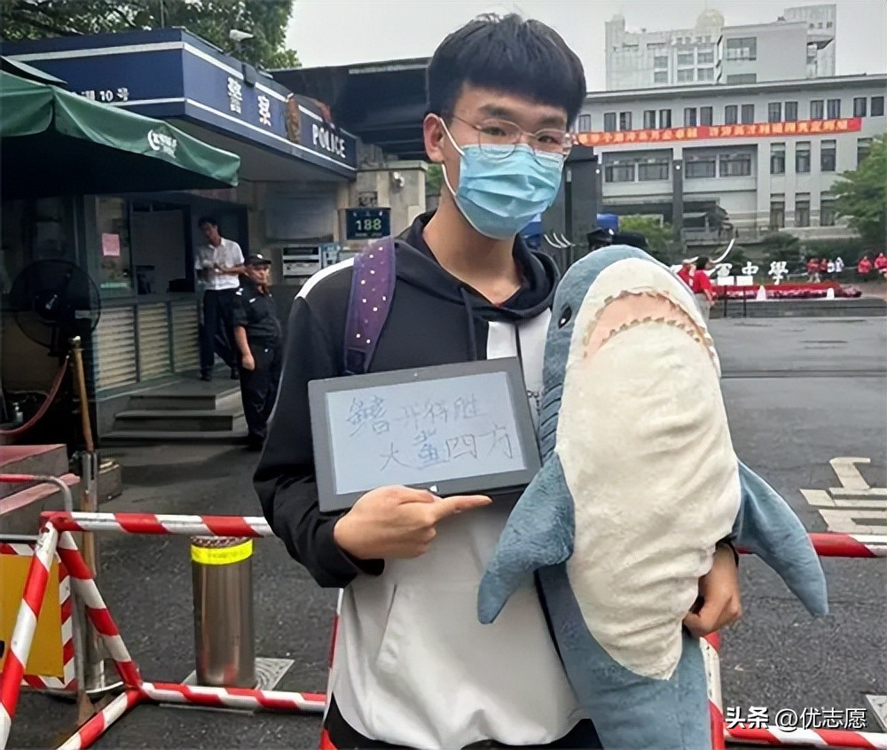 直击高考现场2018,直击高考第一现场助力高考