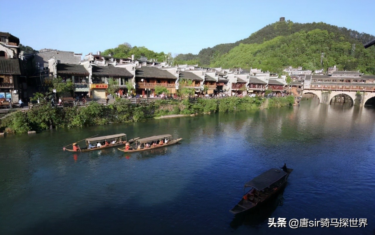 临江而生，孕育千年的州府之地，一座深藏于江西的“小*安门天**”