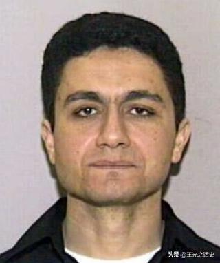 我不为911哭泣，因为我不是美国人；我也不会嘲笑911，因为我是人