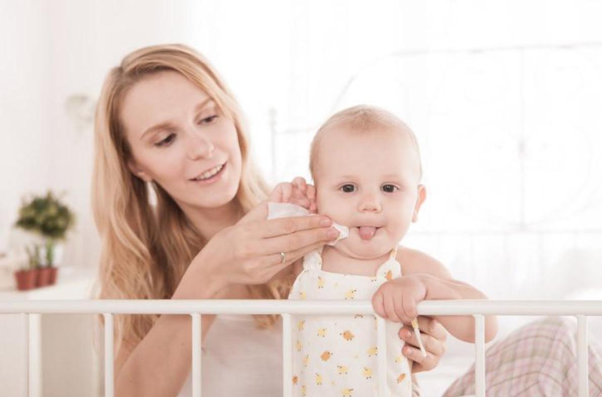 湿纸巾擦屁屁婴儿,劣质的纸巾擦屁屁有什么危害