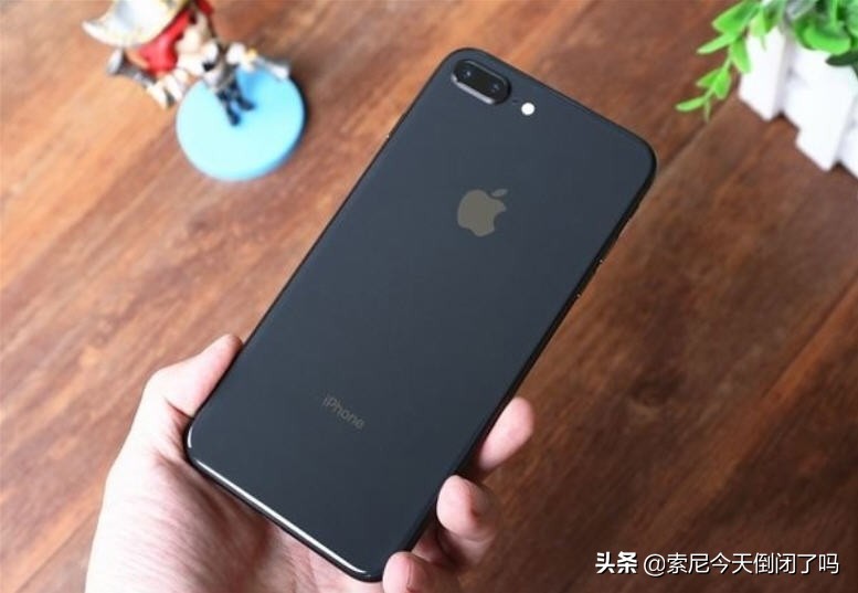iphone8p升级ios15.4续航,iphone8p更新ios14.5续航
