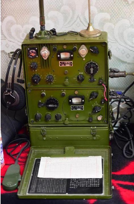 苏联专家给公安上课，突然被捕，局长笑言：老韩，我找你好苦