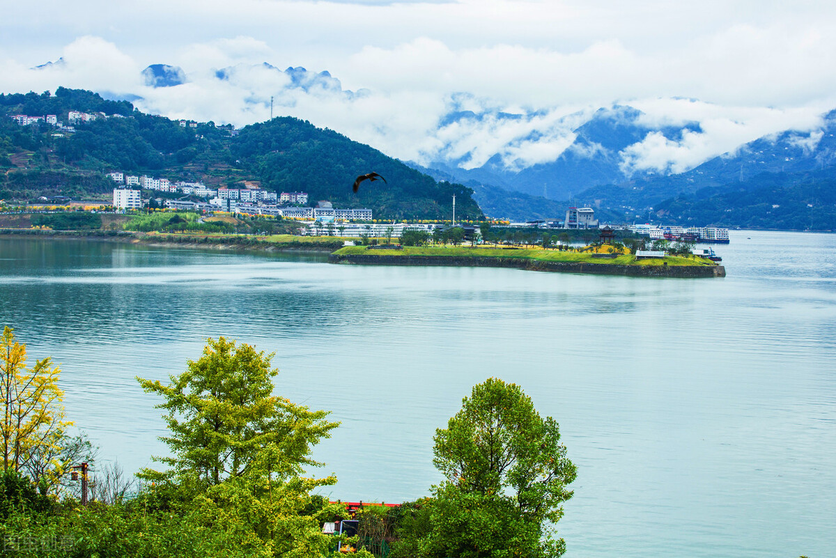 纪念屈原诗词歌赋,世界文化名人陶渊明