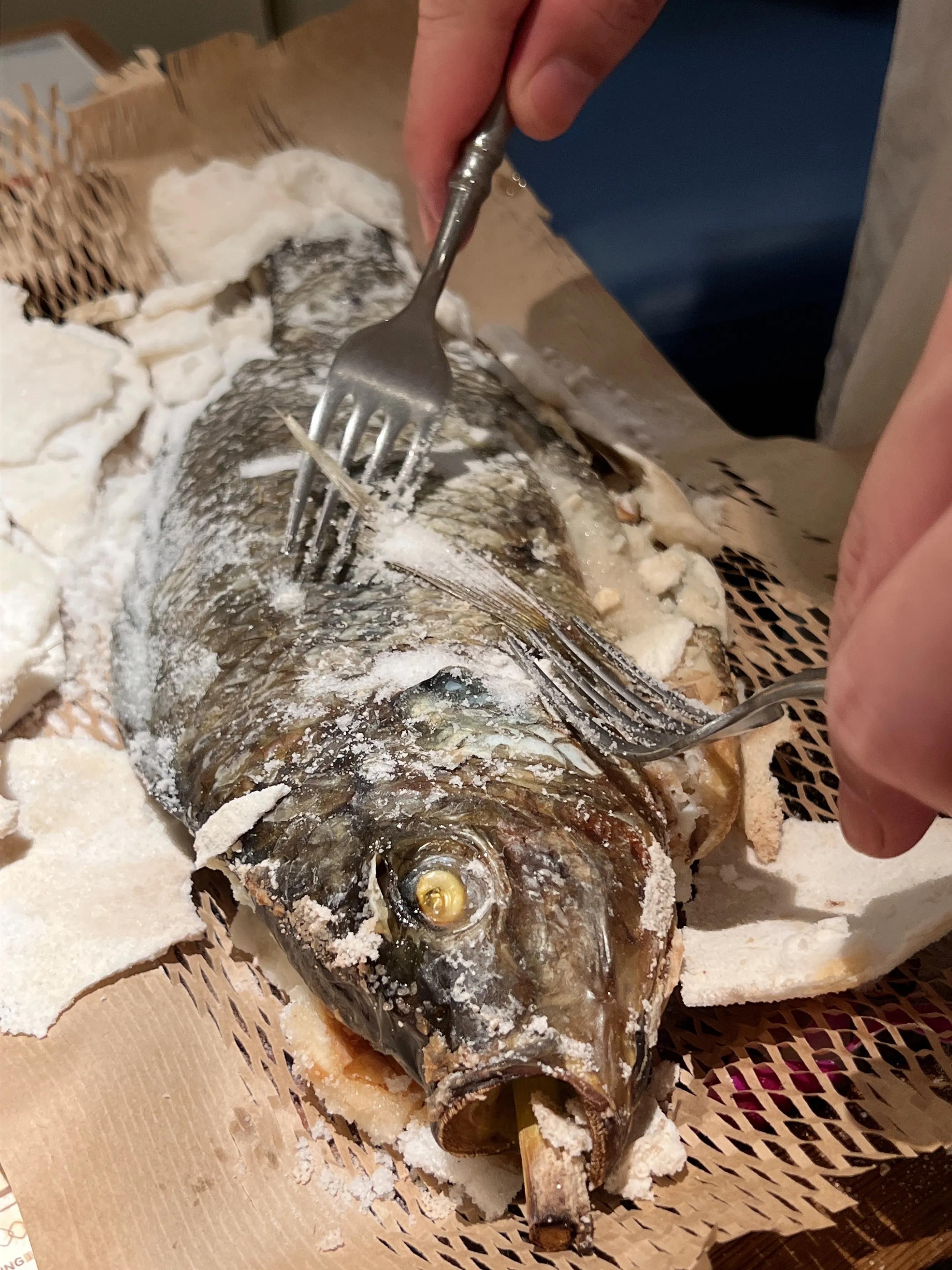 看名字大家认为这家餐厅是吃什么的?