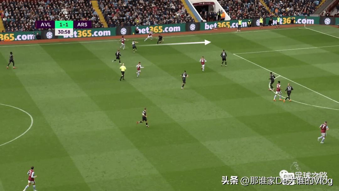 足球边裁常见错误,足球边后卫打法思路1防2