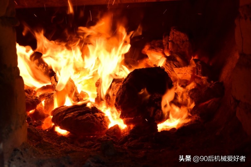 木炭加工成本及利润,一吨木炭的成本及利润