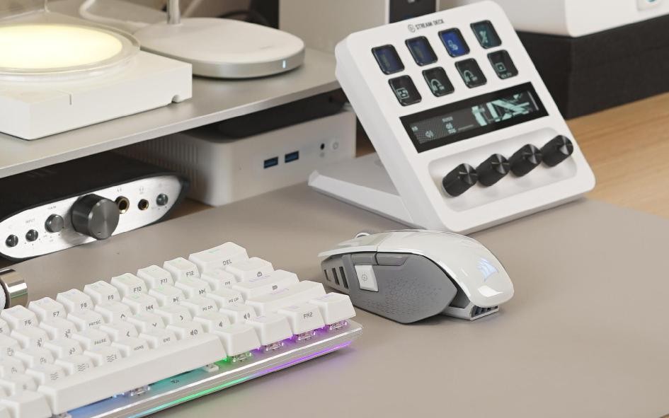 好看充满科技感的桌搭,桌搭好物推荐简约