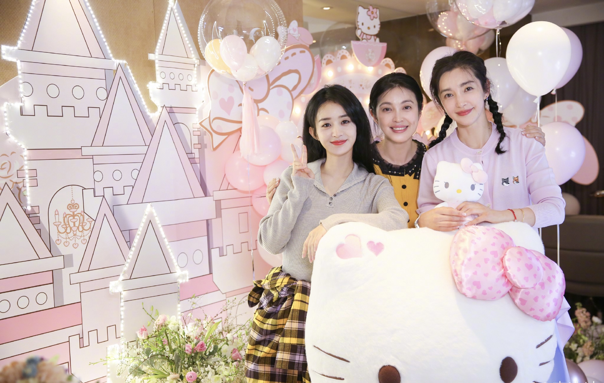 赵丽颖入股几家公司一年赚多少,赵丽颖拥有的公司都有哪些